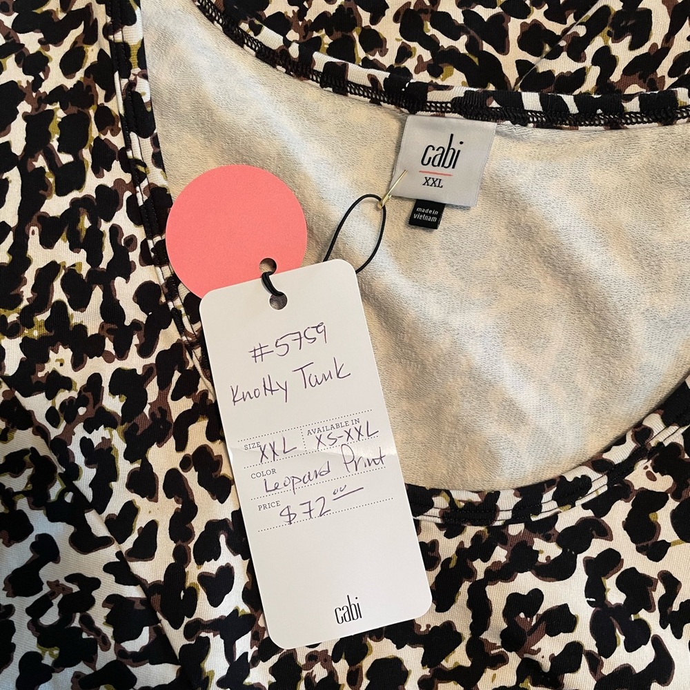 🏝️Big $10 Sale!🏝️Cabi Animal Print Knotty Tank - Picture 5 of 6